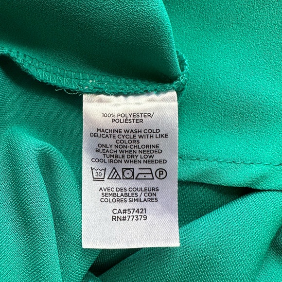 Ann Taylor Factory teal sleeveless blouse, size Large - Picture 2 of 4